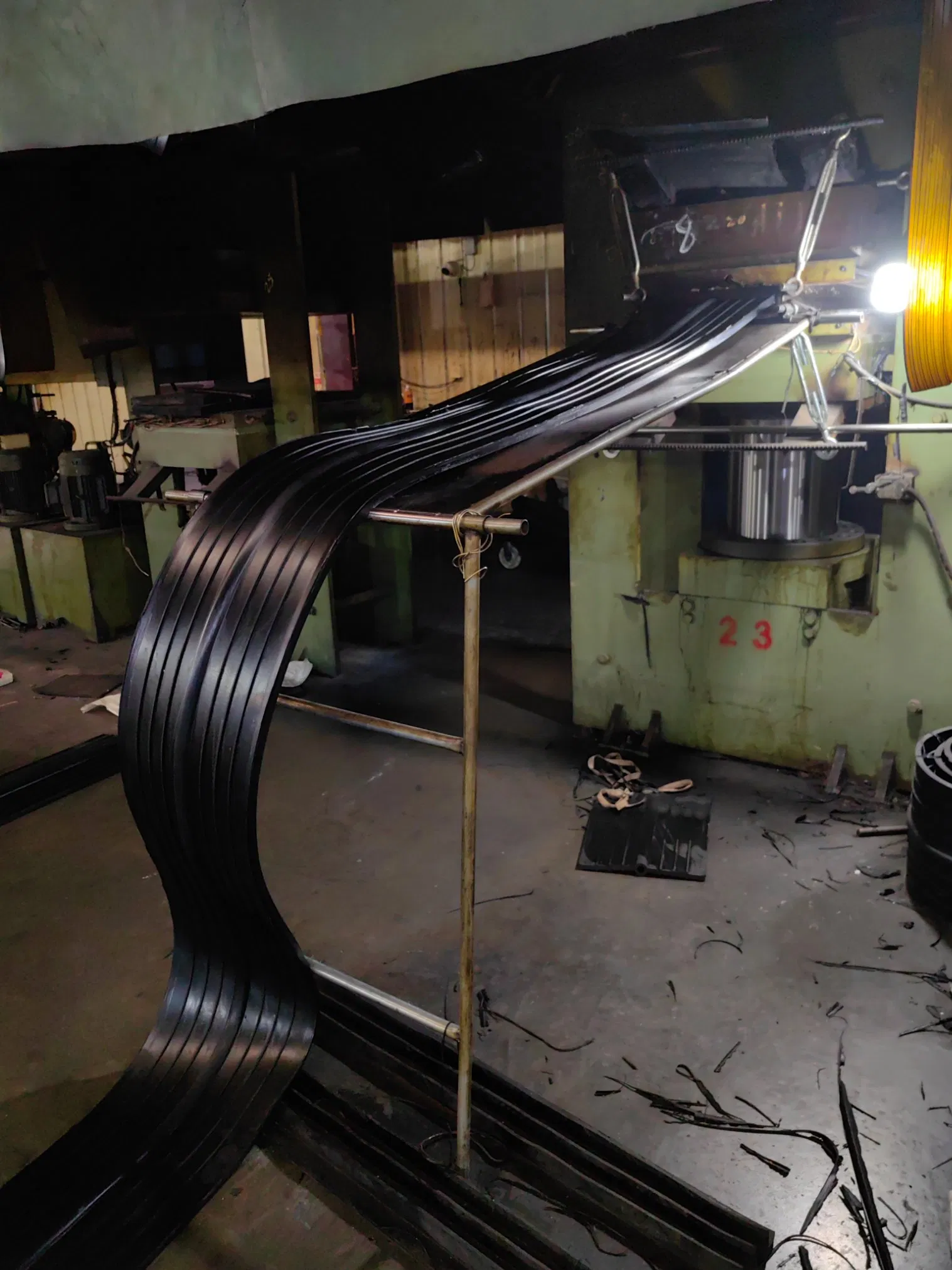 Building Material Steel Chemical Plastic Rubber Waterstop 240mm*8mm Self-Adhesive Expanding