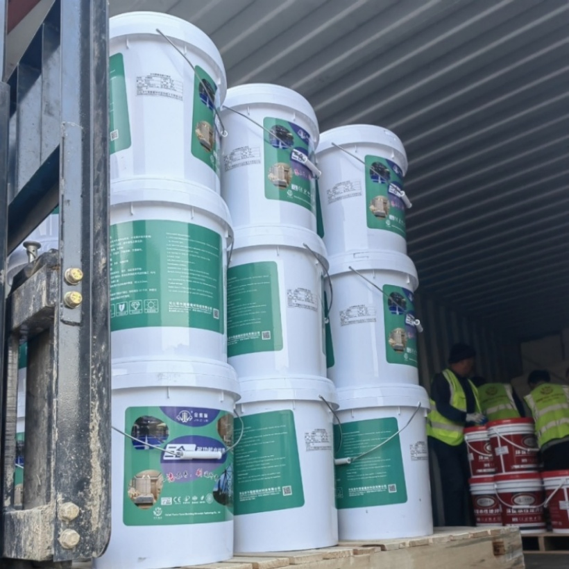 High Quality Self-Leveling Industrial Epoxy Resin Floor Paint Liquid Appearance Garage Based Epoxy Primer Coating