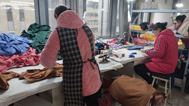 زي موحد للضيافة والفنادق من Scialla Clothing