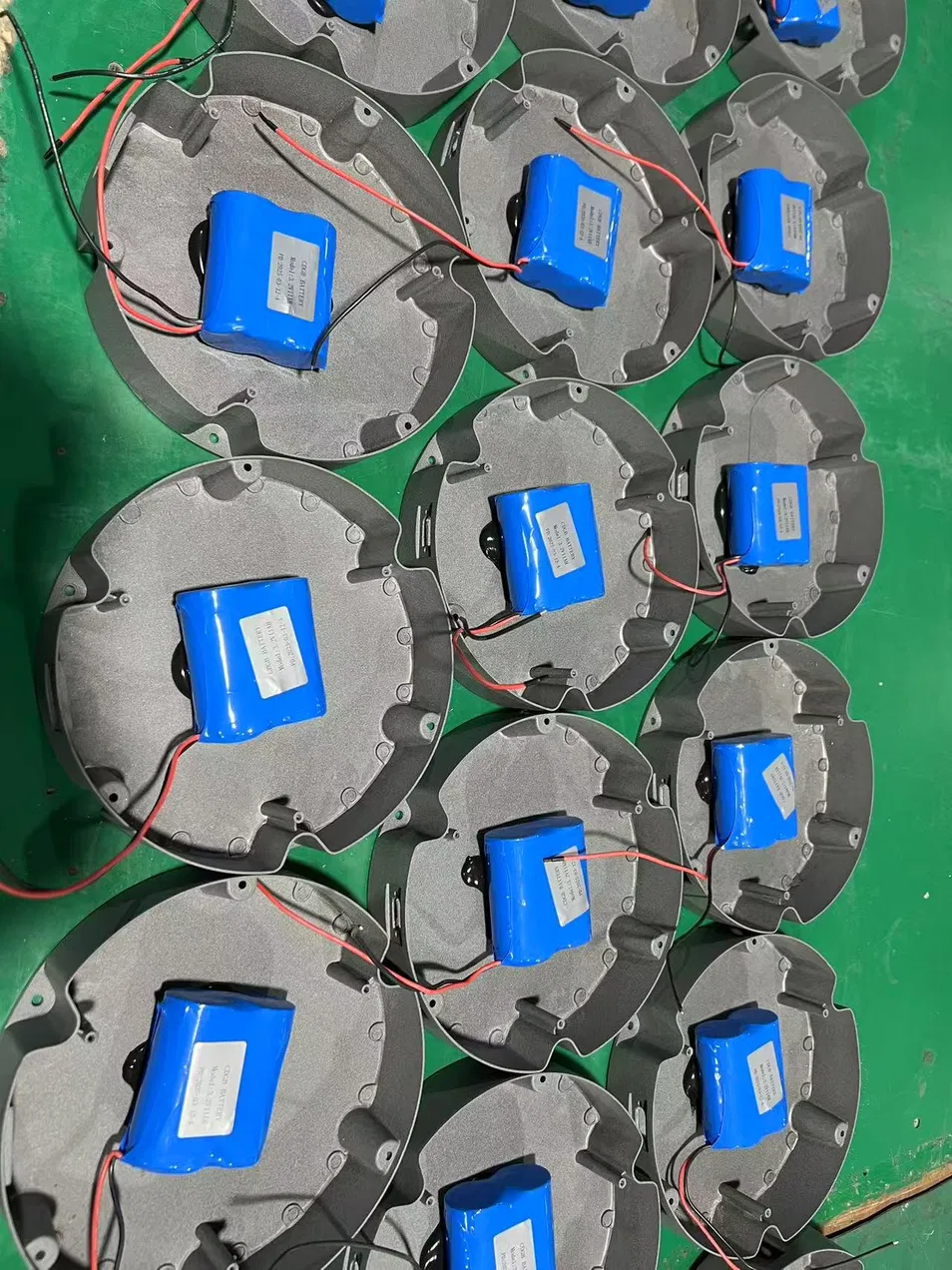 Solar LED Ceiling Light Box packing