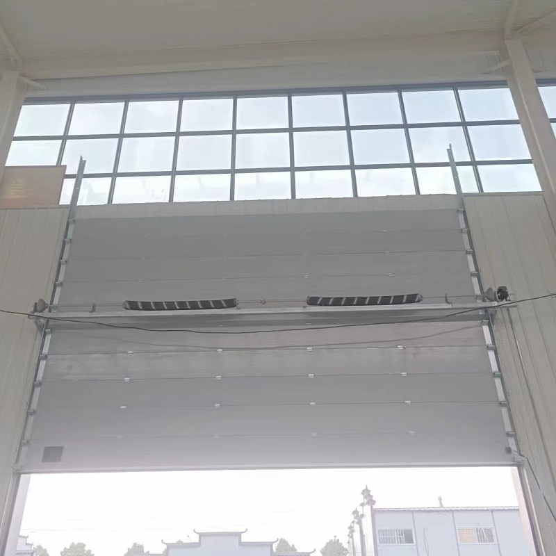 Heavy-Duty Automatic Metal Sectional Garage Door for Industrial Use