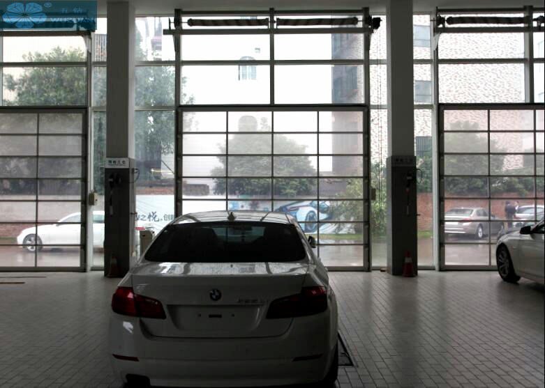 Aluminum Alloy Electric Modern Sliding Sectional Automatic Tempered Glass Panel Organic Glass Sectional Doors