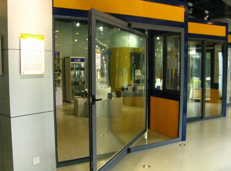 Topbright Good Quality Certer Aluminum Pivot Door Withtermpered Glass