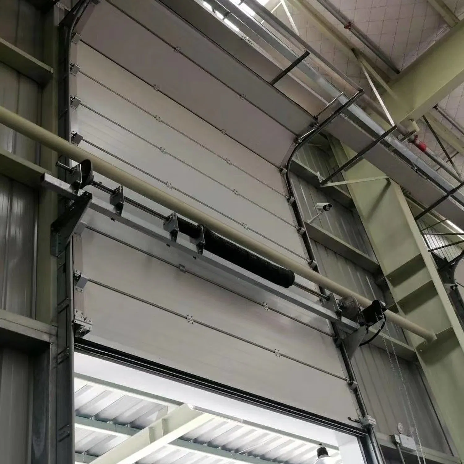 Industrial Overhead Door with Safety Inspection Certificate Automatic Sectional Garage Doors