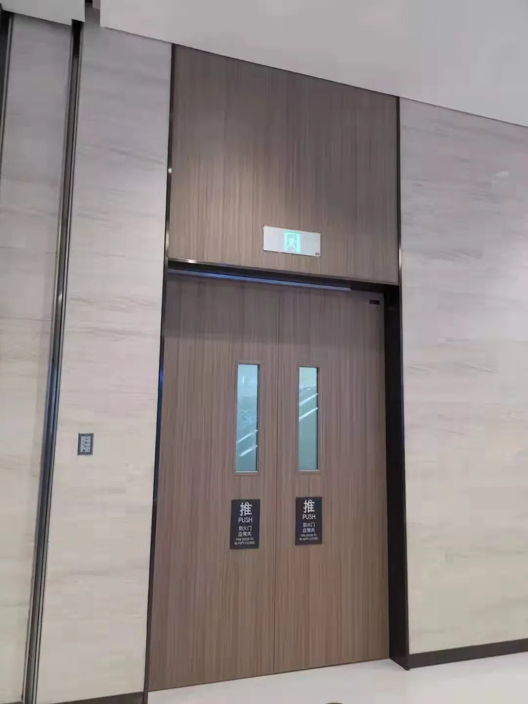Commercial Double Leaf Hotel Hospital Solid Plastic Composite Nature Pine Wood Solid Core Fire MDF PVC Walnut Veneer Skin Laminated Timber Doors