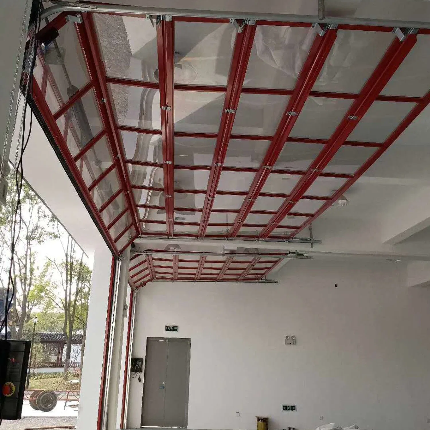 Industrial Overhead Door with Safety Inspection Certificate Automatic Sectional Garage Doors