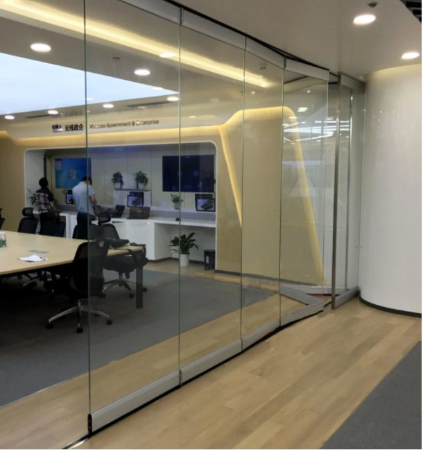 Automatic Bi-Fold Sliding Framess Glass Wall Automatic Sliding Partition Electric Office Glass Door