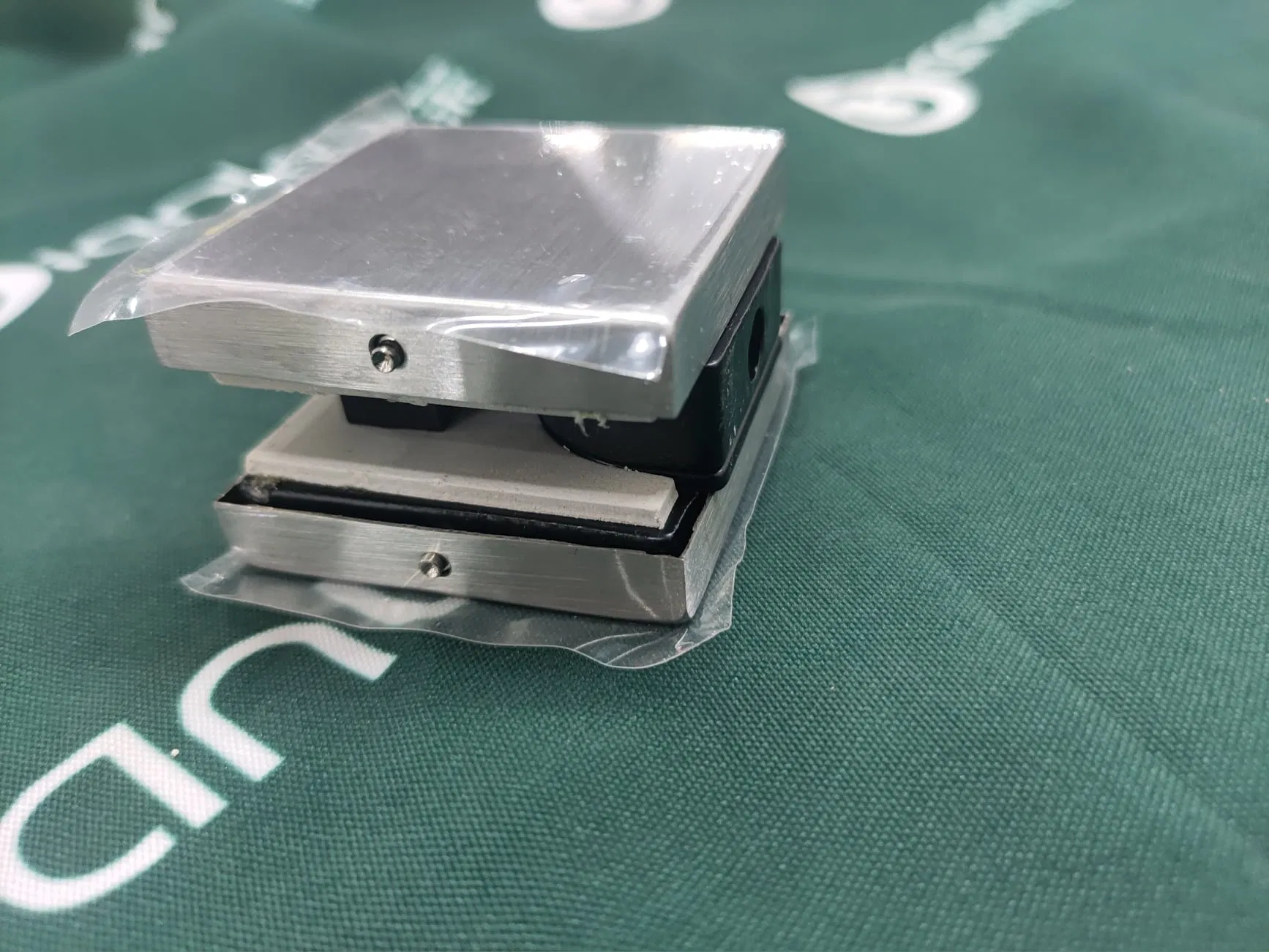 Manufacturer Glass Hardware Patch Fitting Frameless Glass Door Holder Patch Fitting