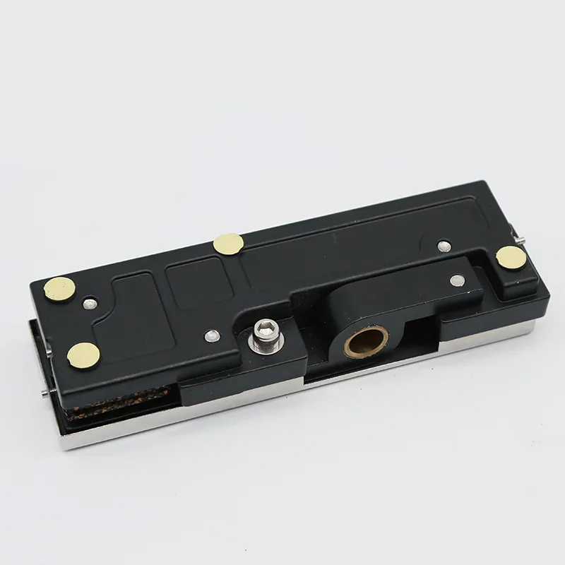 Patch Fitting Detail 4