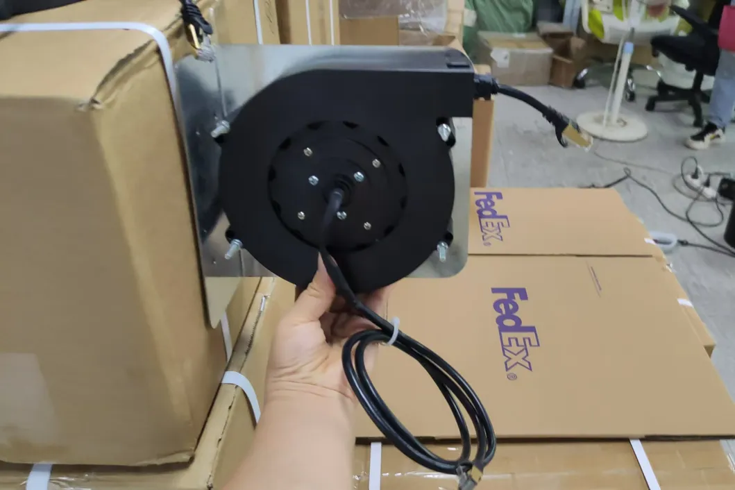 RJ45 CAT6 Cat7 Cabo de extensão retrátil com mola de bloqueio, livre de enrolamento de Ethernet