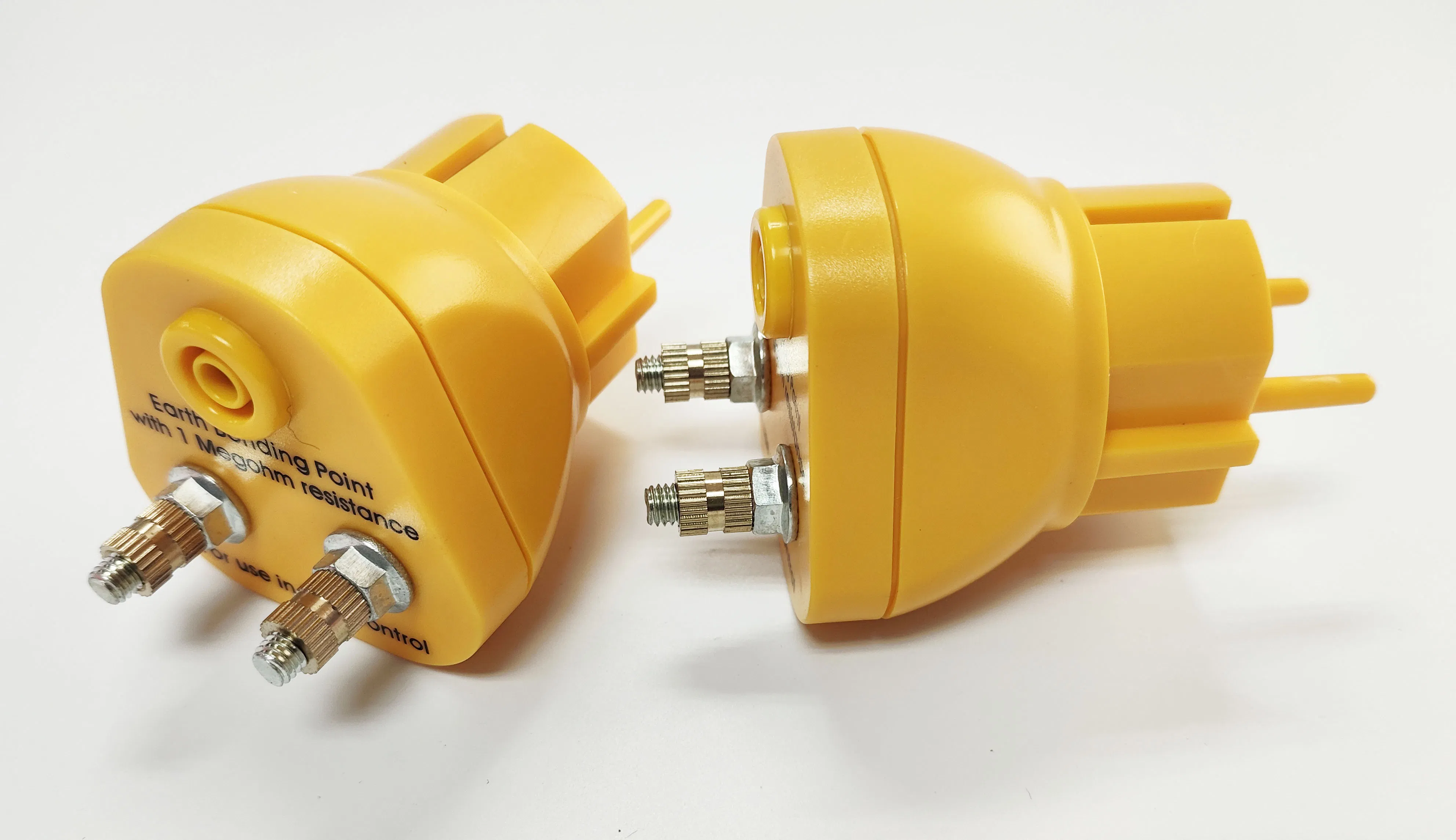 Conector de Aterramento ESD Profissional da UE com 1 Soquete Banana &amp; 2 M5 Parafusos - 1MΩ Ponto de Ligação à Terra para Controle Estático Industrial