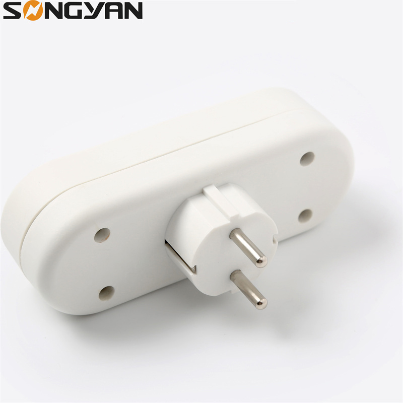 Adaptador de Viagem com USB 16A com Tomada de Multi Conversão Aterrada