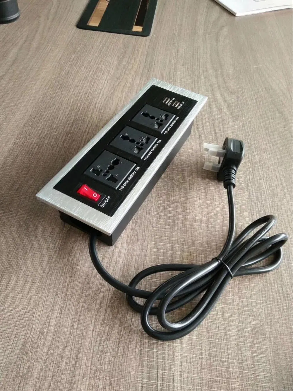 Placa de Parede com Soquete USB de Carregamento Rápido Lgt-Ws 04