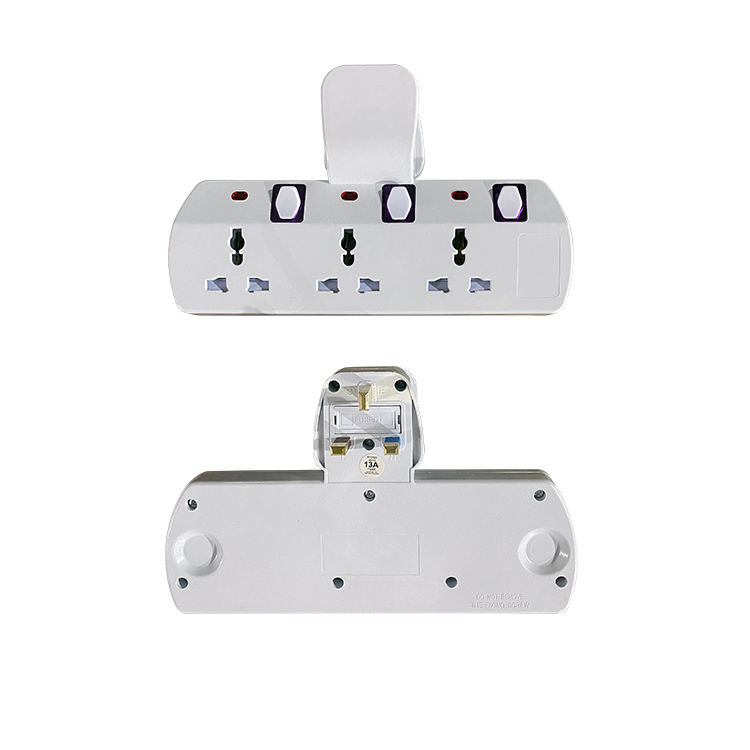 Adaptador de tomada universal em forma de T 3 com plugue do Reino Unido