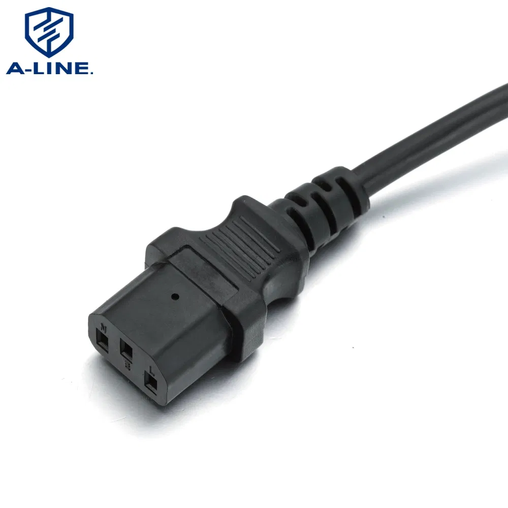 Conector IEC C13 e Conector Masculino C14