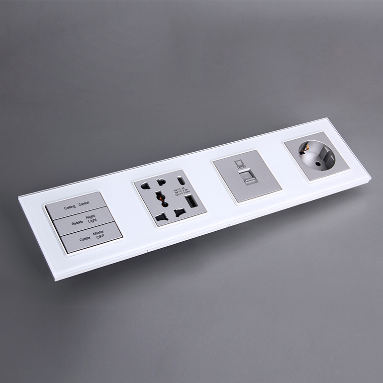 Tomada de Parede Europeia com Interruptor de Botão Pressionável para Carregamento USB+Tipo C em Vidro Temperado Branco 4