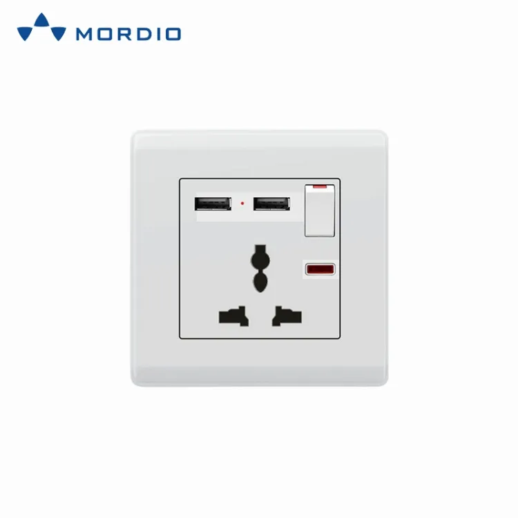 13 um Soquete de Parede Branco com Carregamento Rápido em Formato Quadrado com Duas Portas USB de Carregamento 2.1 um 5V