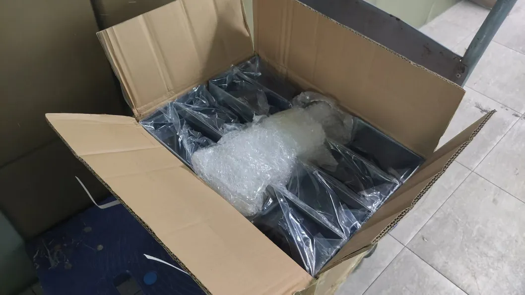RJ45 CAT6 Cat7 Cabo de extensão retrátil com mola de bloqueio, livre de enrolamento de Ethernet