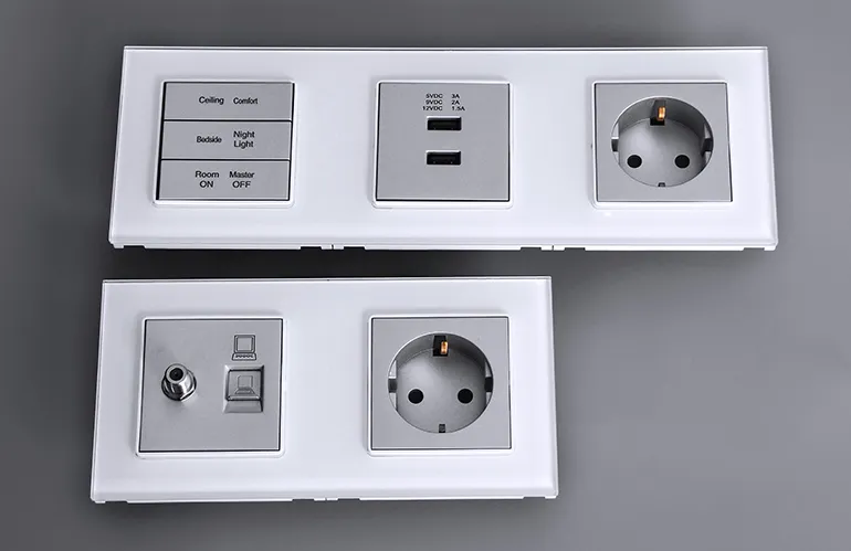Tomada de Parede Europeia com Interruptor de Botão Pressionável para Carregamento USB+Tipo C em Vidro Temperado Branco 4
