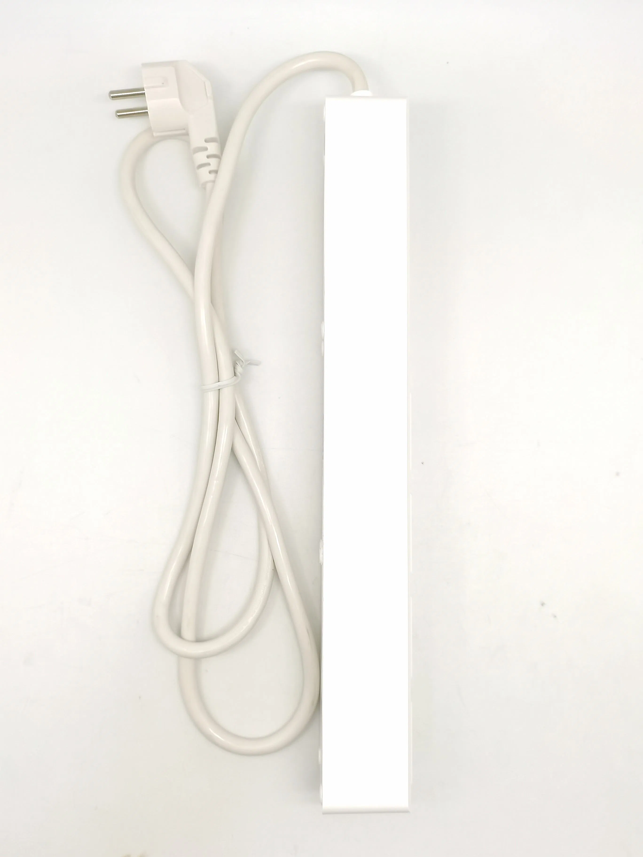 Plug de Luz LED WiFi Inteligente Mvava, Faixa de Potência Inteligente para Casa com Proteção contra Surto, com 4 Tomadas AC e 2 Portas USB