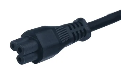 Conector IEC C13 e Conector Masculino C14