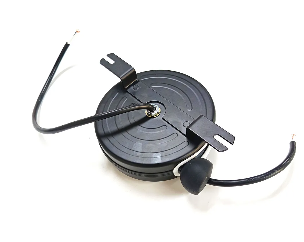 2m 2X16AWG Carretel de Cabo Retrátil Elétrico com Sistema de Bloqueio Automático e Tomada de Extensão com Fio de Energia