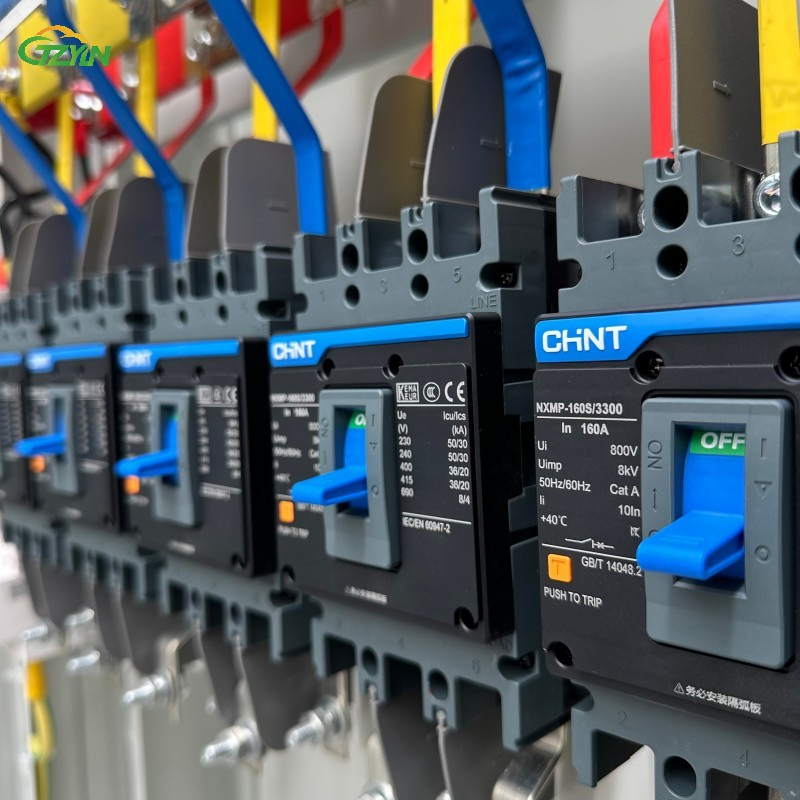 Solar Combiner Box for PV Power Plants Current Collection of Multi Arrays