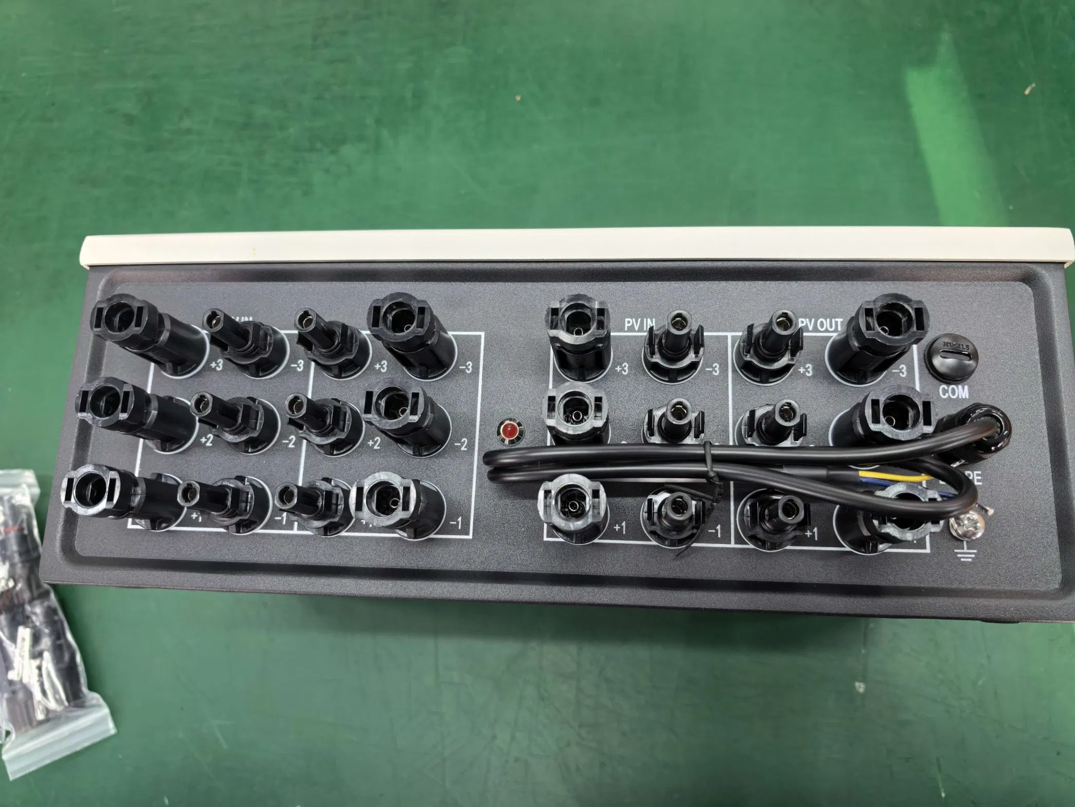 Solar Roof Safety Rsd 1500V 40A PV Rapid Shutdown Device Fireman Switch with Emergency Stop Button