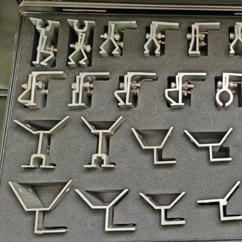 OEM Photovoltaic Panels Photovoltaic Stand Manufacturer Galvanized Steel Photovoltaic Panel PV Mounting Fasteners Extruded Rails Profile