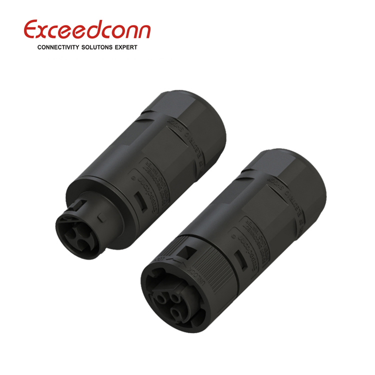 32A 3 Pins Pluggable Male Plug Cable Screw Fixing Solar PV Connectors