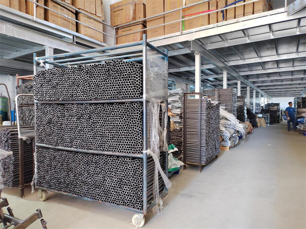 Wholesale Price Rehabilitation Therapy Supplies of Stainless Steel Axillary Crutch for Children