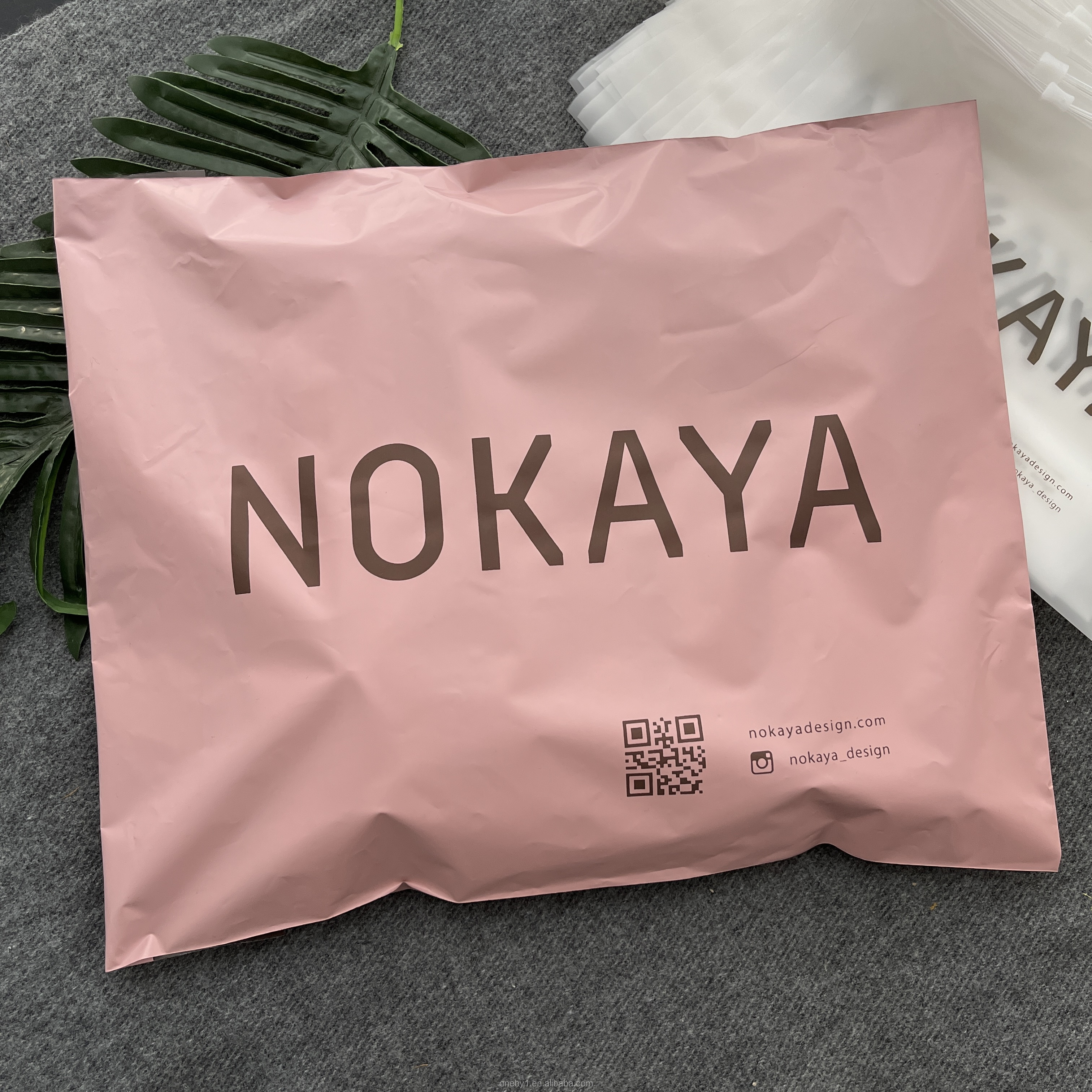 Printable LOGO, Minimum Order Quantity 100 Pieces Clothing Online Express Bag, Customizable Size,