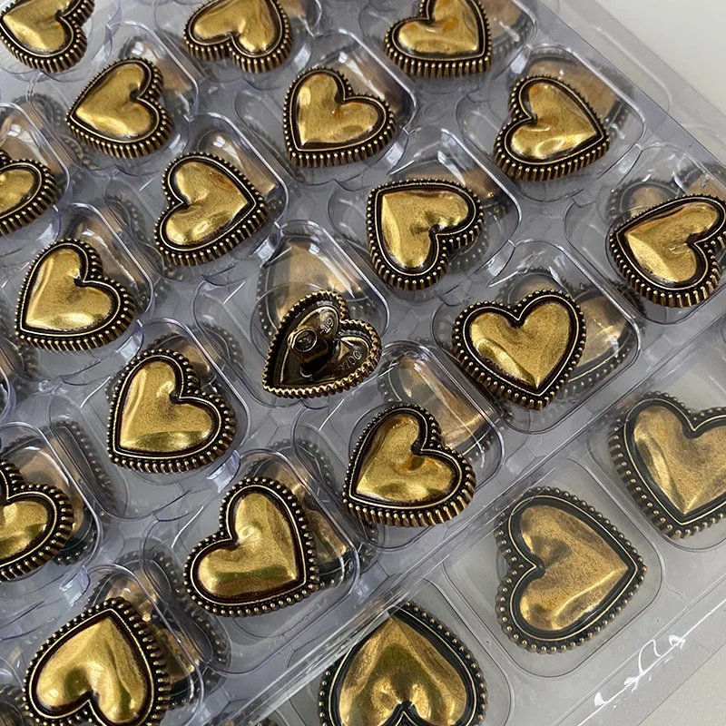 Metal Coat Sweater Women's High End Exquisite Fashion Heart Shaped Clothing Decoration Button Sewing Accessories