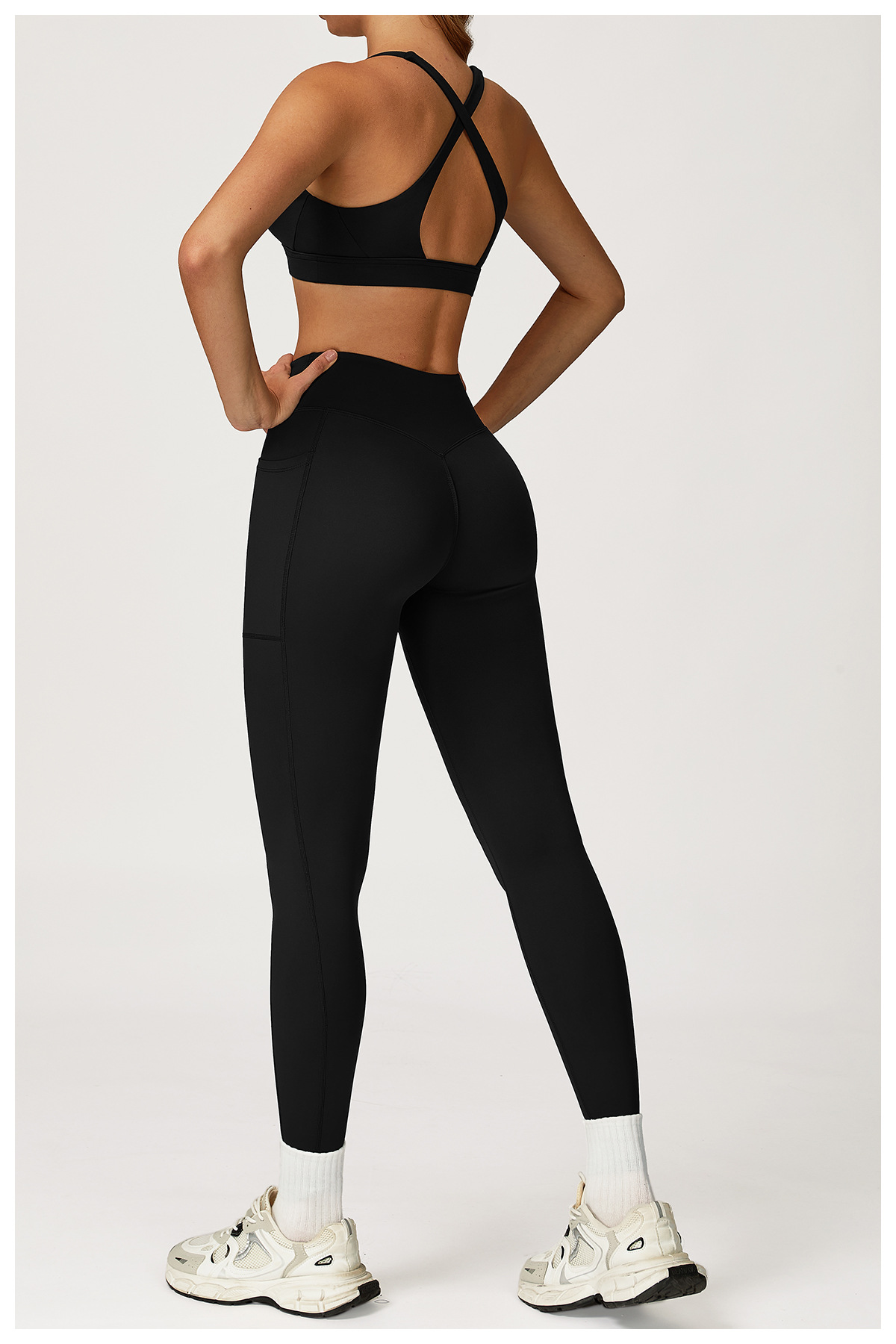Women's Breathable Sports Yoga Set Barely-There Racerback Tight Solid Pattern Outdoor Running Fitness Wear Front Logo