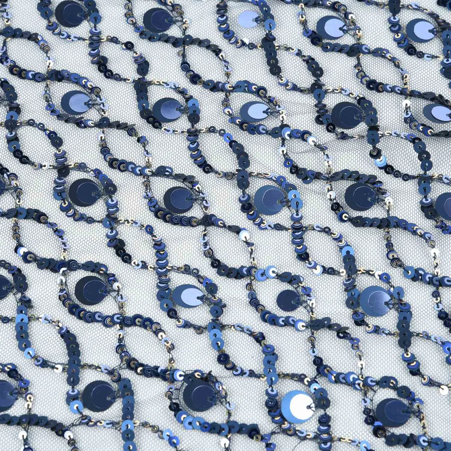 Top Quality 3D Embroidered Lace Fabric with Sequins for Evening Wear