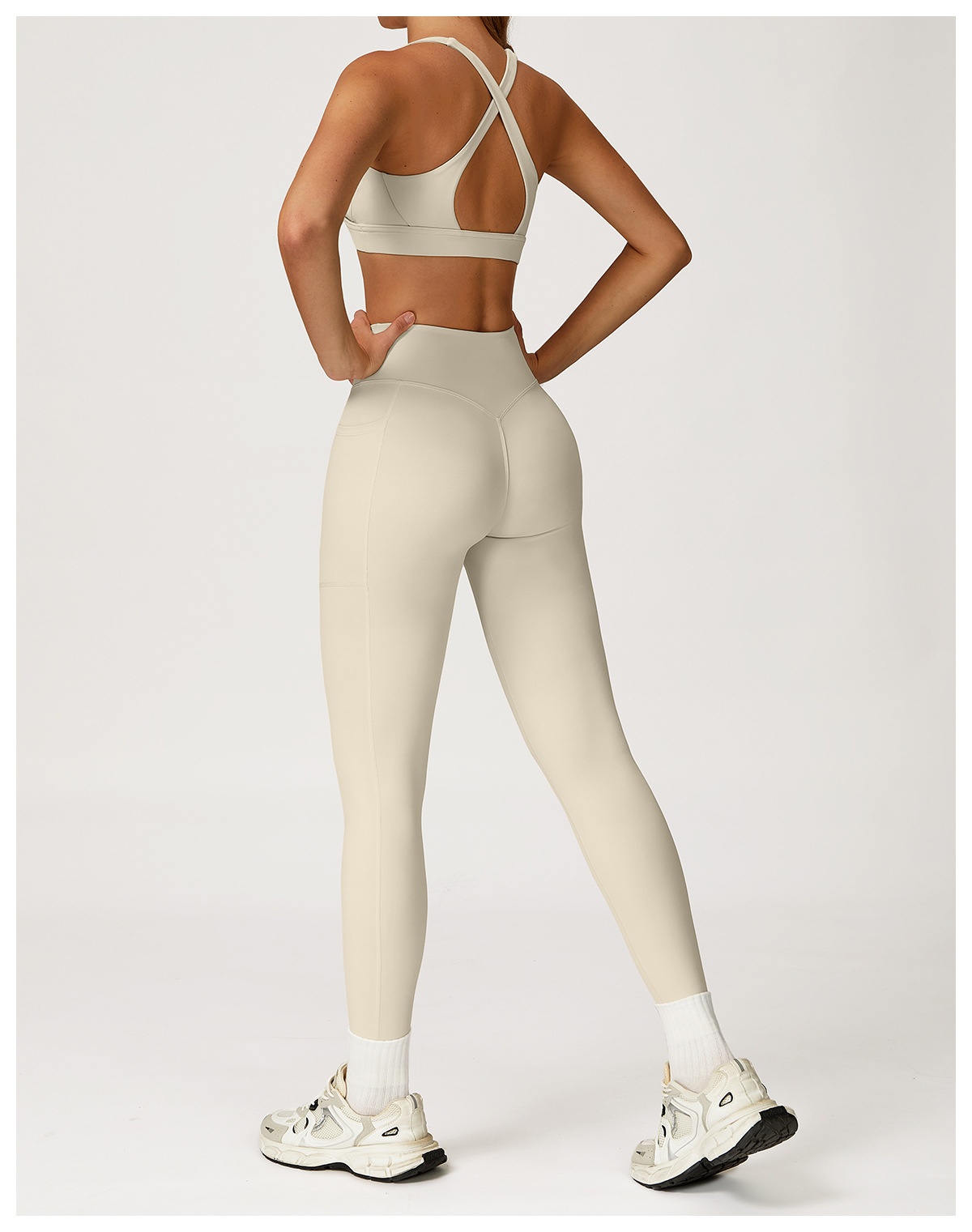Women's Breathable Sports Yoga Set Barely-There Racerback Tight Solid Pattern Outdoor Running Fitness Wear Front Logo