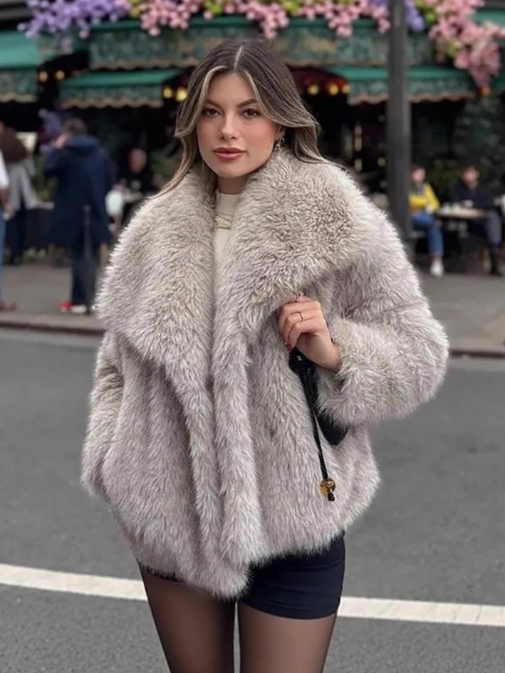 Custom Quilted Padded Woolen Trench Coat for Women Breathable Formal Winter Jacket with Dyed Print Plus Size Fake Fur Outerwear