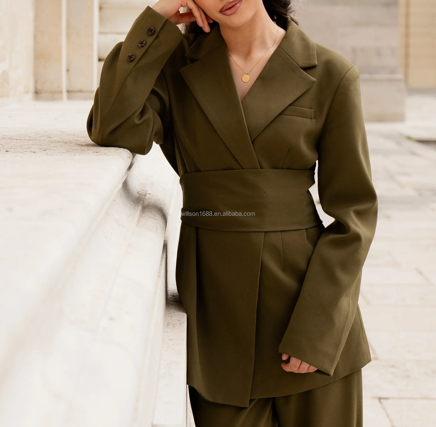 Modern Women's Islamic Clothing Modest Elegant blazer Muslim Women's Fashion for Daily Wear Breathable Jacket