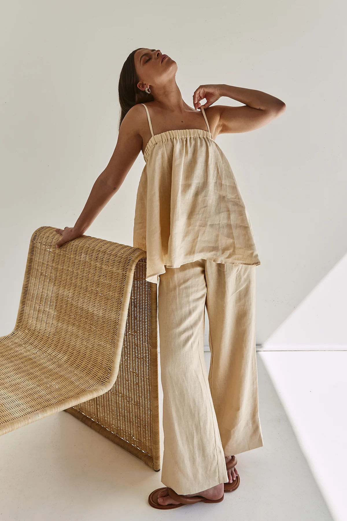New Arrivals Women's Loose Fit Sleeveless Knitting Top And Pants Casual Eco-Friendly Cotton Linen Two-Piece Shorts Set