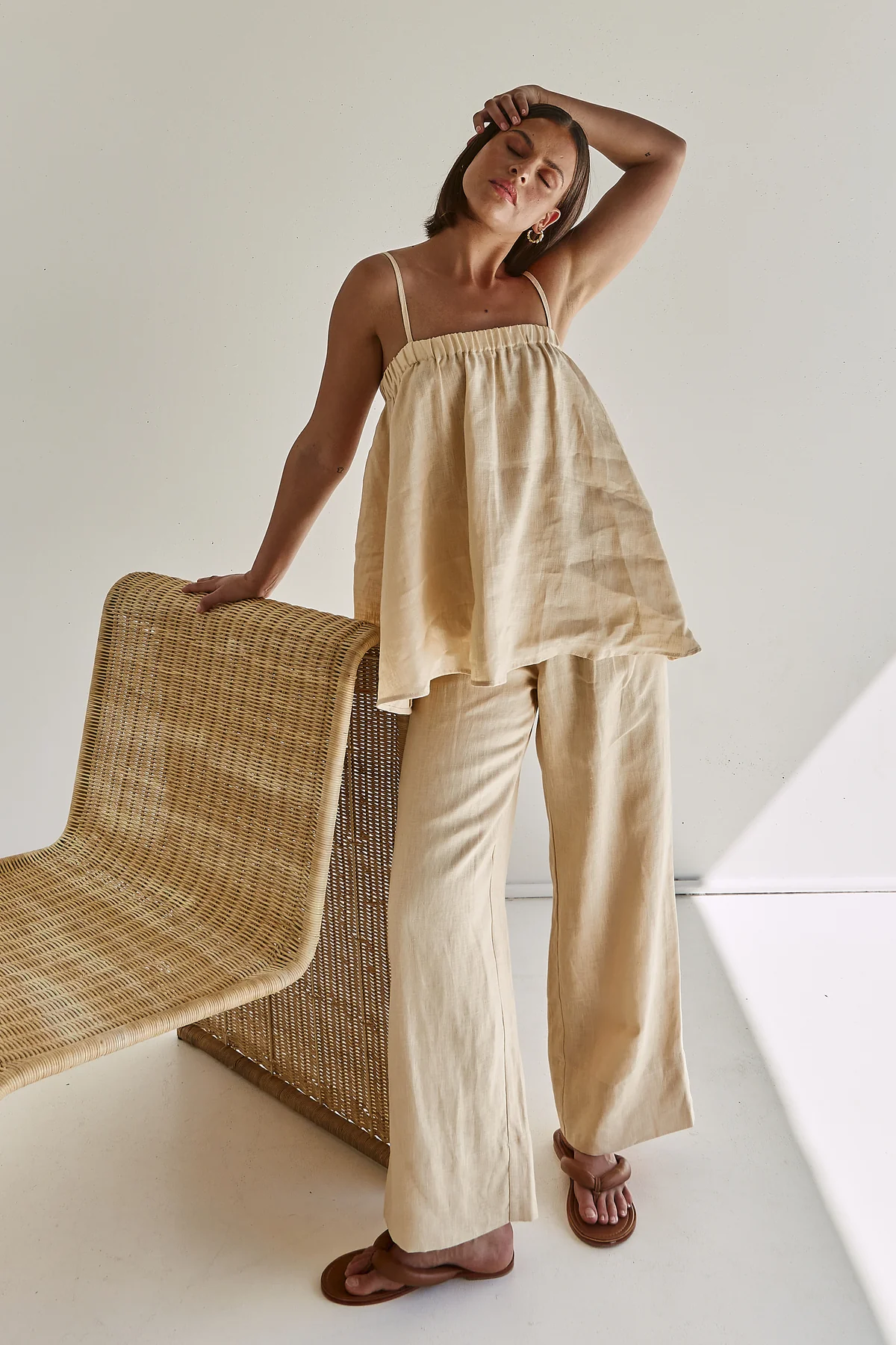 New Arrivals Women's Loose Fit Sleeveless Knitting Top And Pants Casual Eco-Friendly Cotton Linen Two-Piece Shorts Set