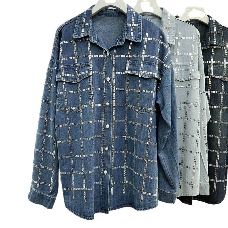 Women's Hot Stamping Denim Shirt With Loose and Medium Length Design Suitable for Women's Clothing