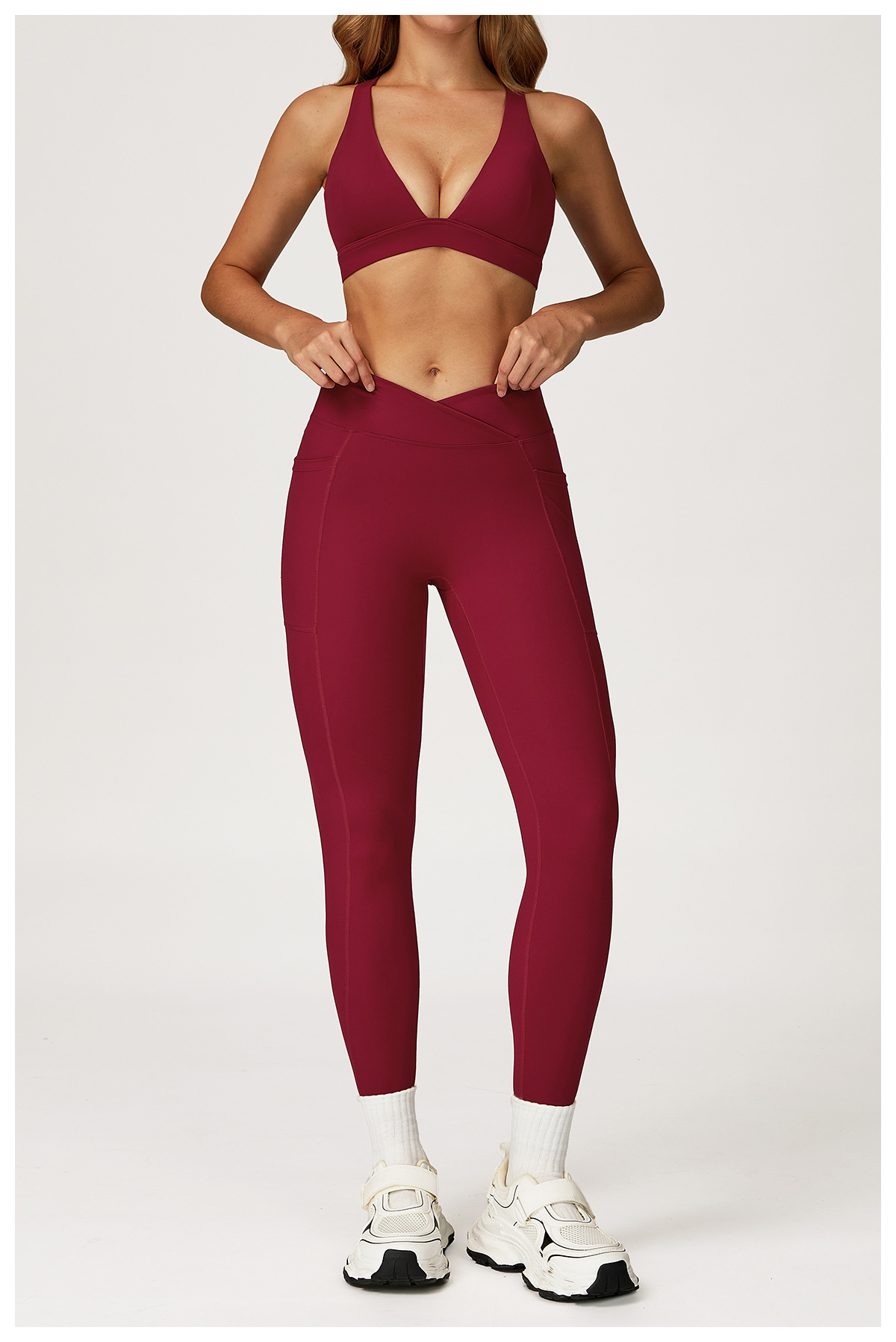 Women's Breathable Sports Yoga Set Barely-There Racerback Tight Solid Pattern Outdoor Running Fitness Wear Front Logo