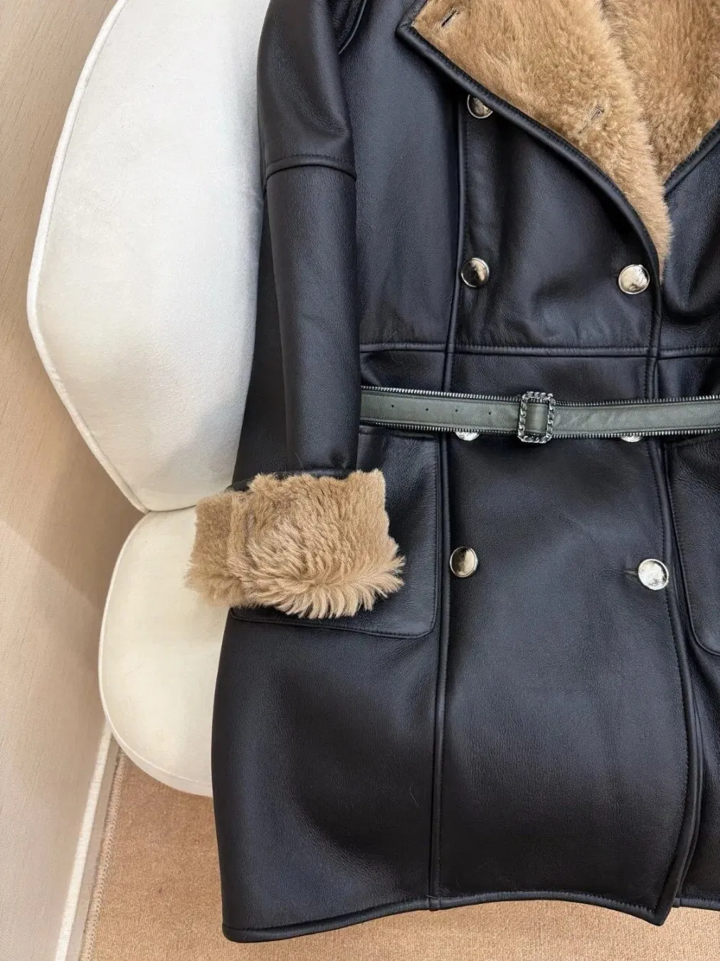 High-End Fashion, Top Luxury 1: 1 Replica Women's Brand Long Fur and Leather Integrated, Trendy Natural Spliced Fur