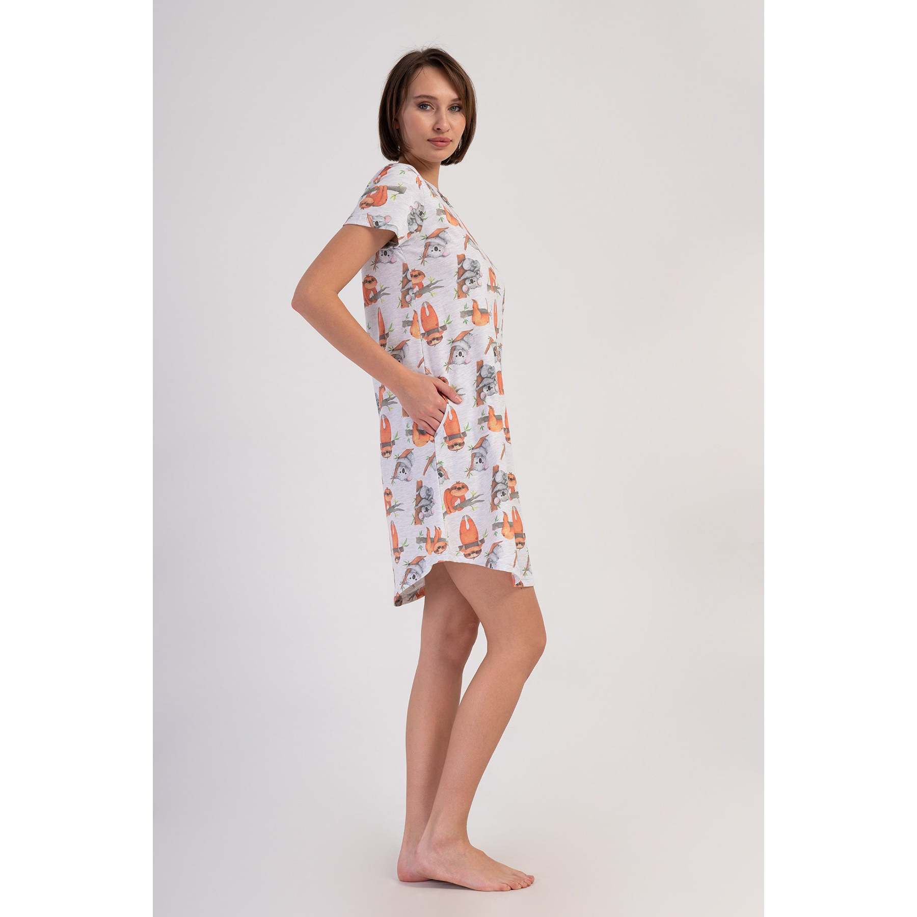 Women's Casual O-Neck Short Sleeve Tunic with Oval Pocket