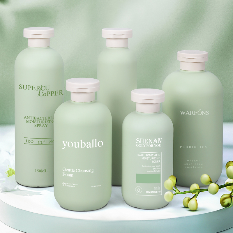 Refillable Luxury Body Lotion Shampoo And Conditioner Bottles Plastic With Bamboo Pump