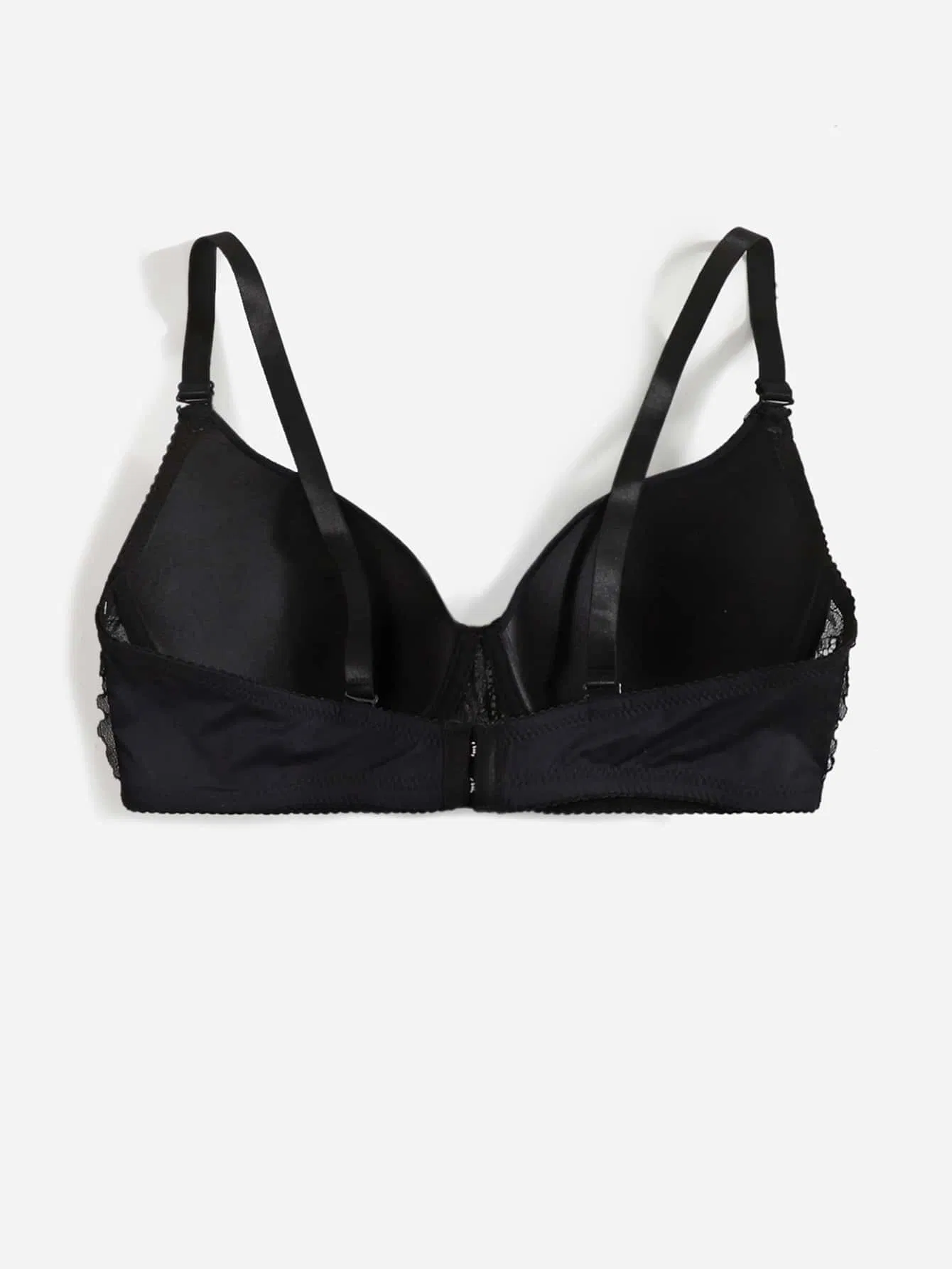 Chic Plus Size Black Bra for Fashion-Forward Women