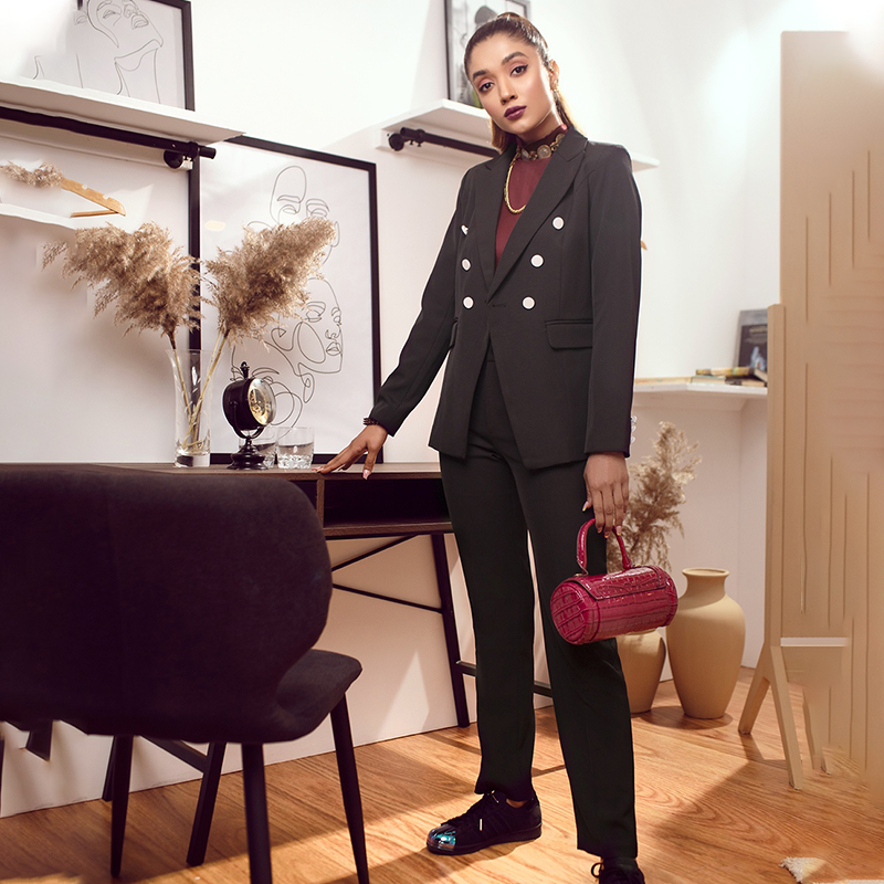 OEM Manufacturers Blue Women's Blazer Pant Suit with Double Breasted Buttons Women's Workwear Perfection Tailored Suit Attire
