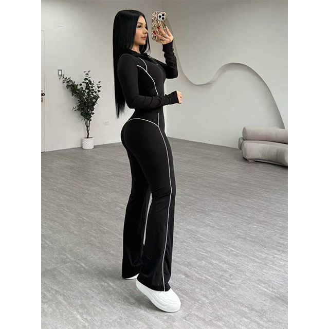 Wholesale &amp; Custom Yoga Wear: Stylish Women's Athletic Set Butt-Lifting, Tummy-Control, Body-Shaping Fitness Top &amp; Pants Set