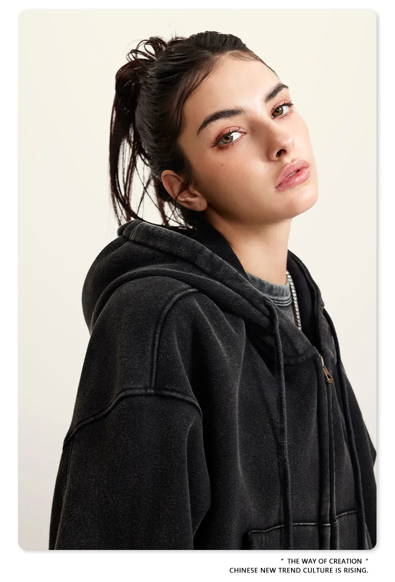 Cardigan Hoodie Detail