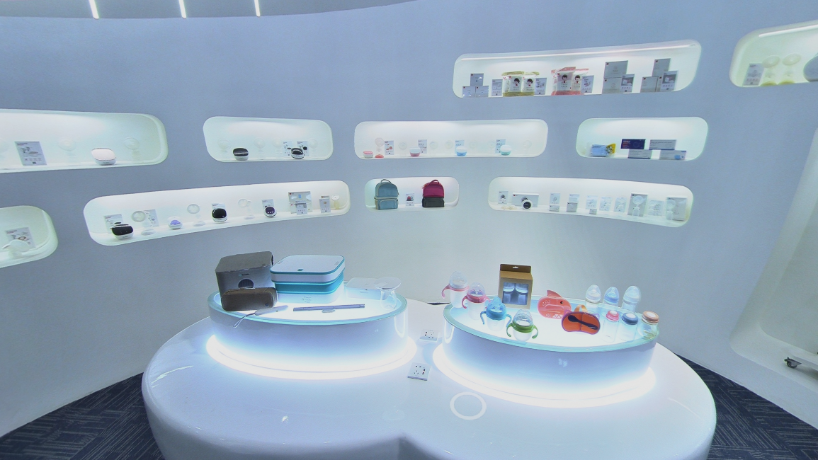 VR Showroom Tour